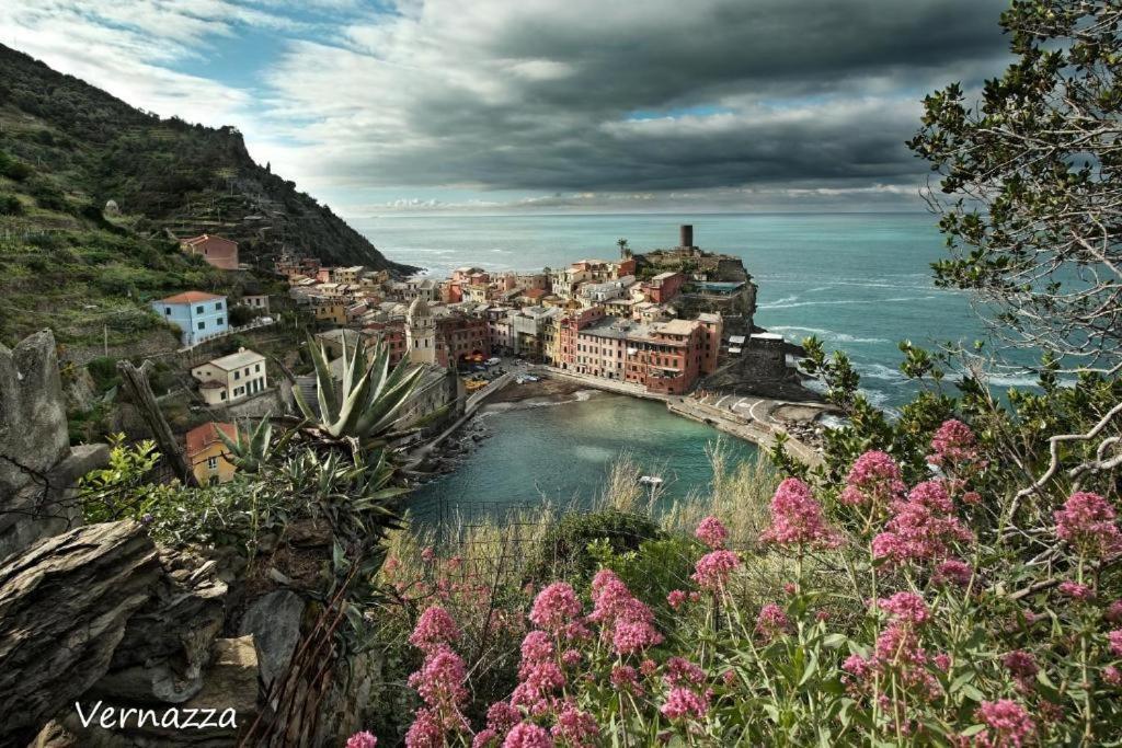 Cinque Terre Bridge Appartement La Spezia Buitenkant foto